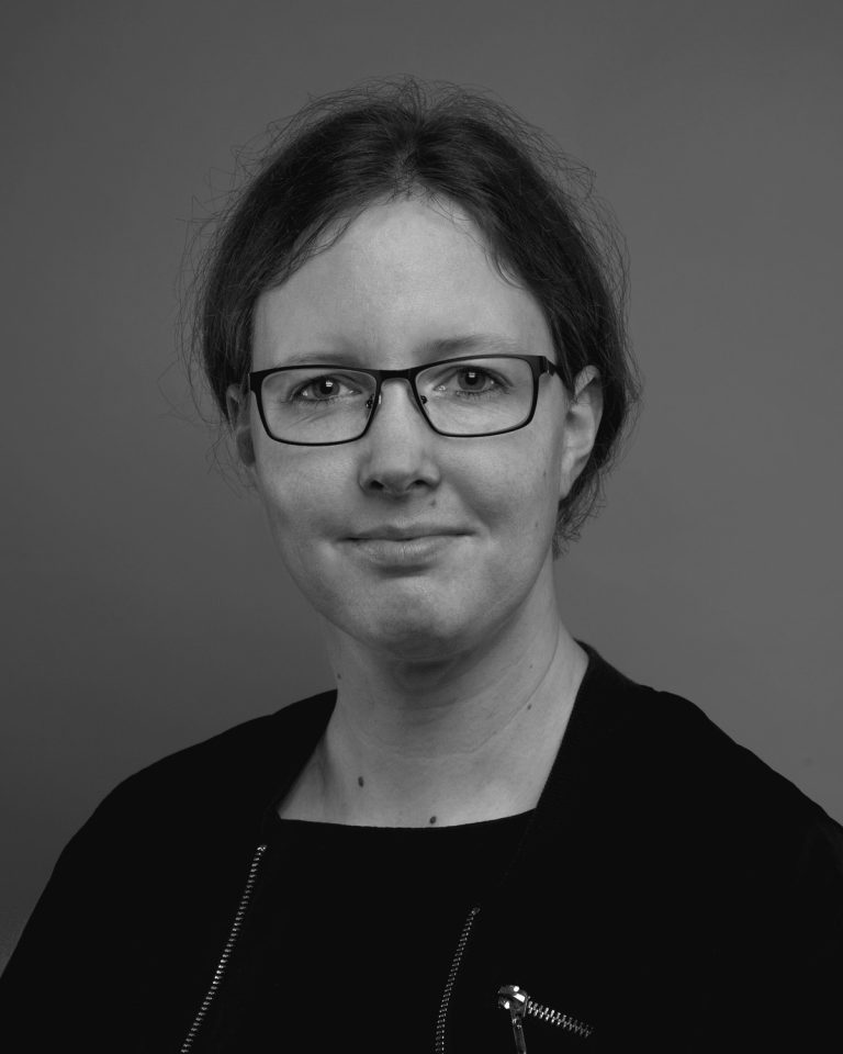 Janine Bach