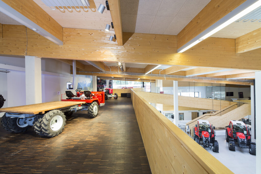 Innovationszentrum Traktorenwerk Lindner