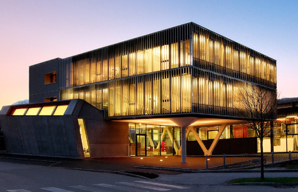 Technologiezentrum Traktorenwerk Lindner