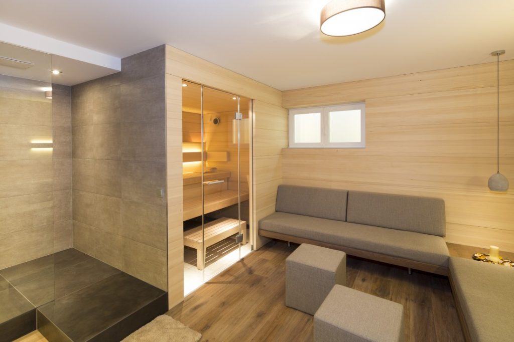 Wellnessbereich Privathaus — Kellerausbau